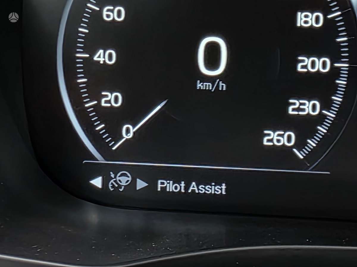 Volvo XC60, 2.0 l., off-road / crossover