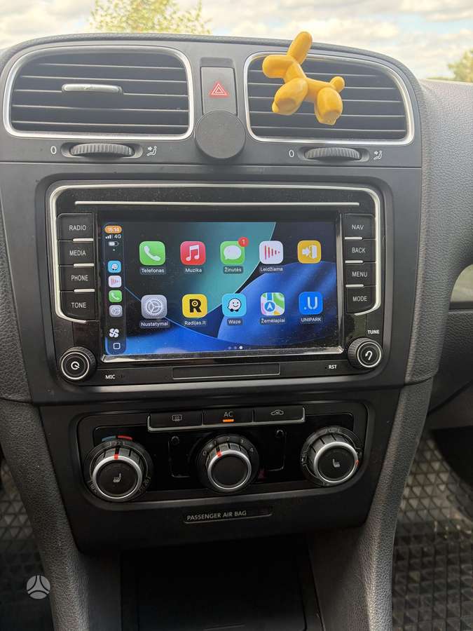 Volkswagen Golf - 2