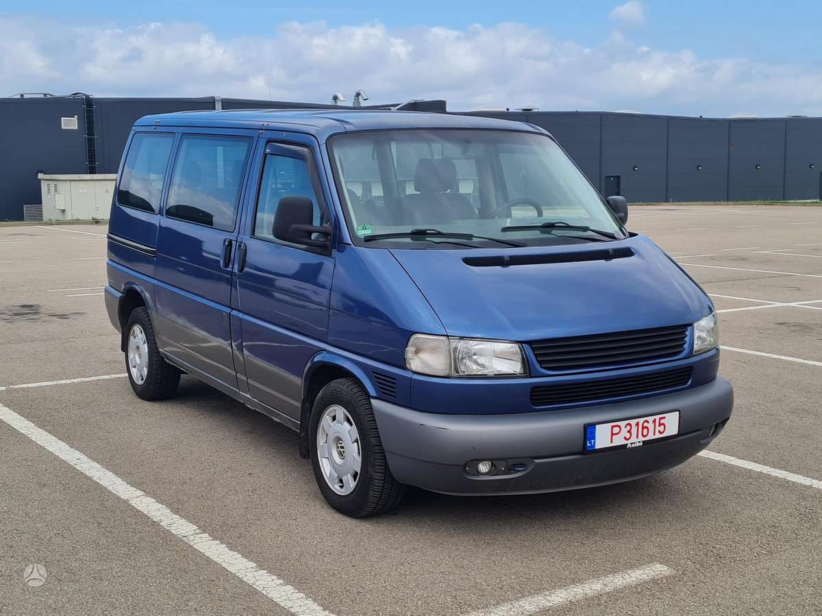 Volkswagen Multivan - 1