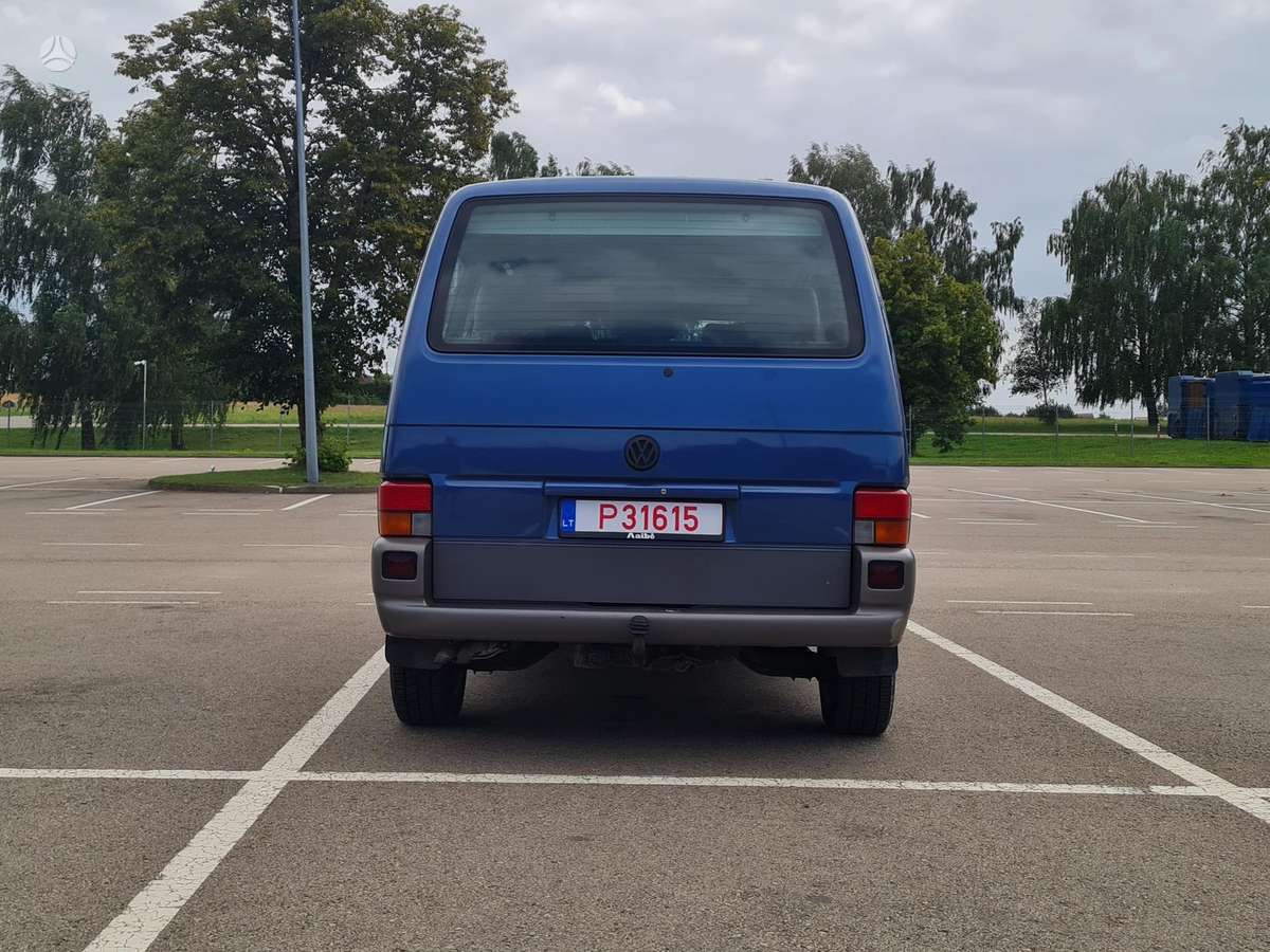 Volkswagen Multivan - 6