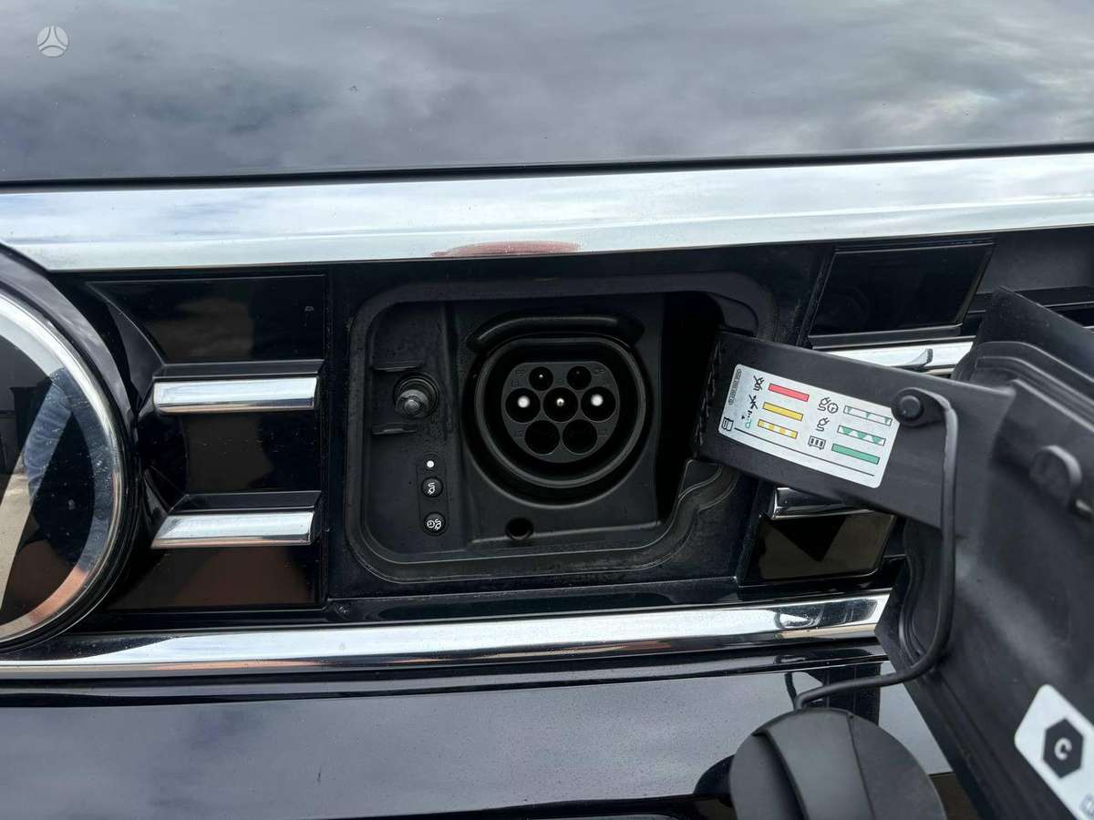 Volkswagen Passat - 5