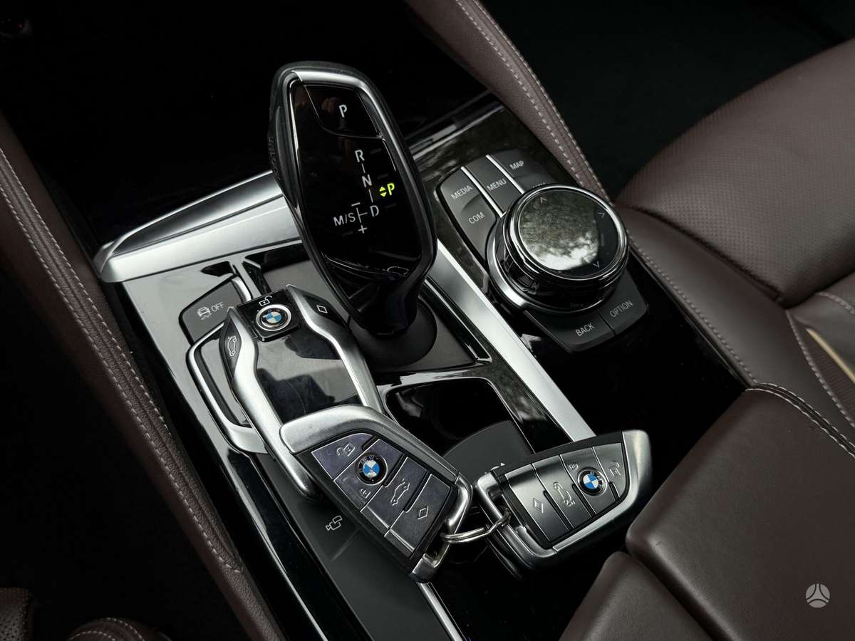 BMW 520, 2.0 l., wagon