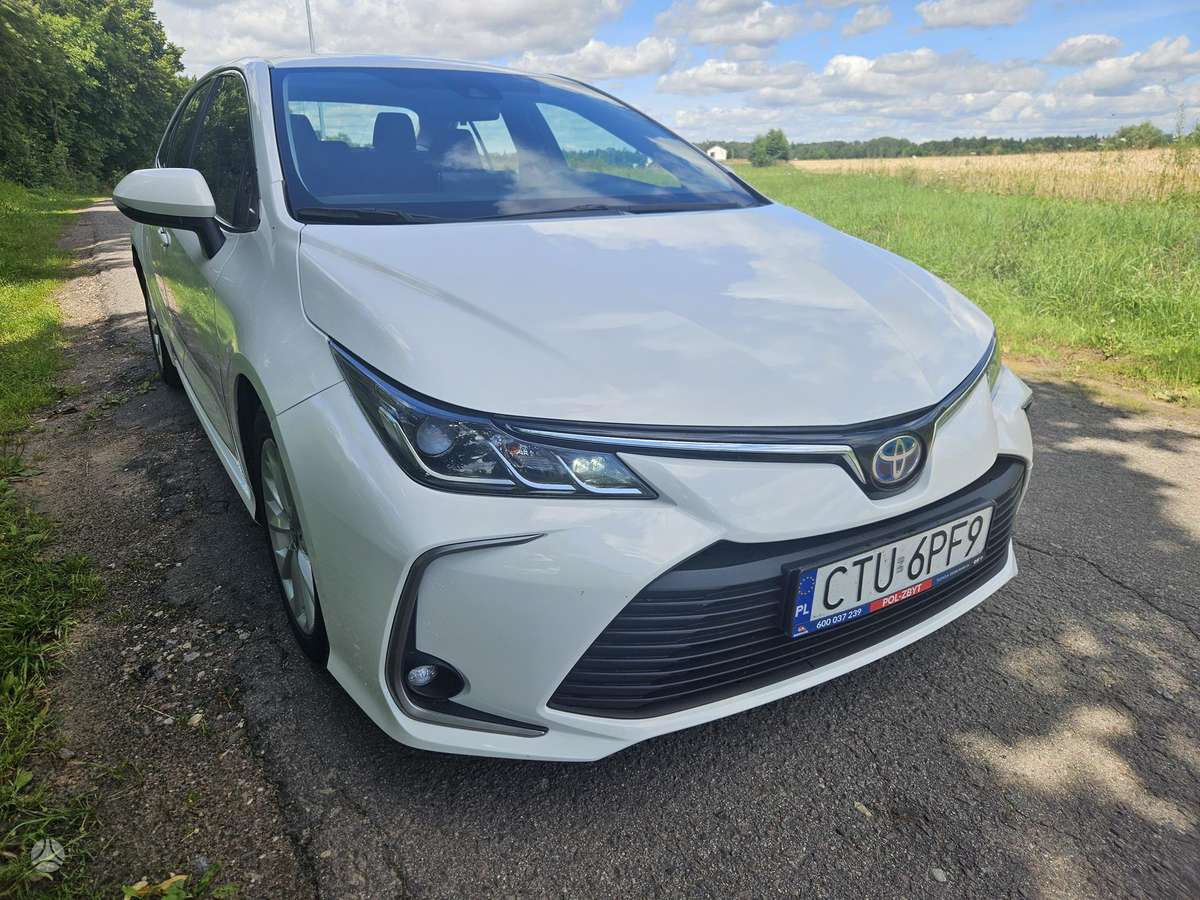 Toyota Corolla - 2