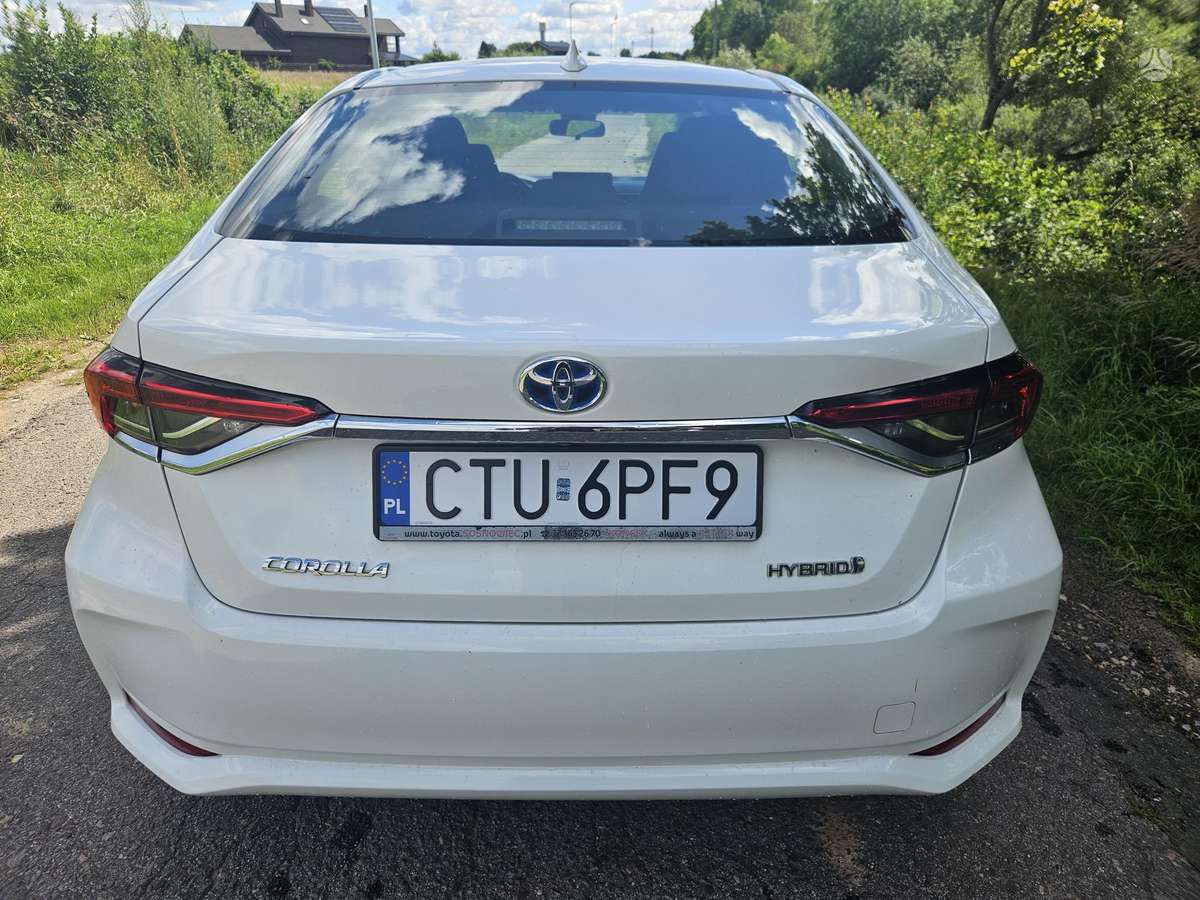 Toyota Corolla - 4