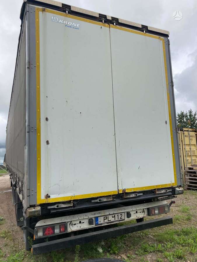 Krone, curtain / tarpaulin