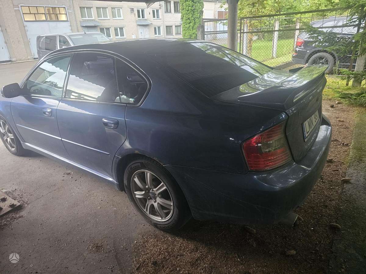 Subaru Legacy - 4