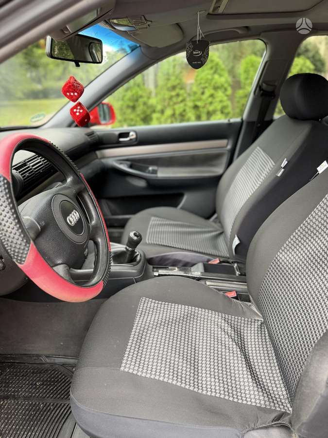 Audi A4, 1.6 l., Седан