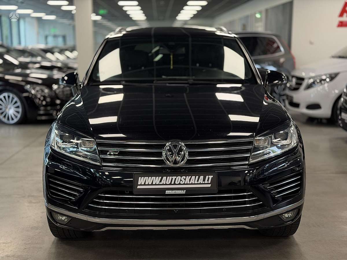 Volkswagen Touareg - 2