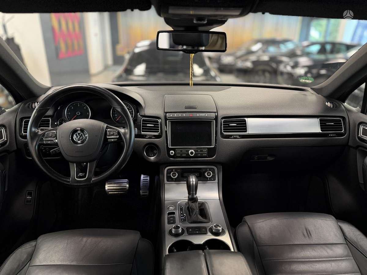 Volkswagen Touareg - 6