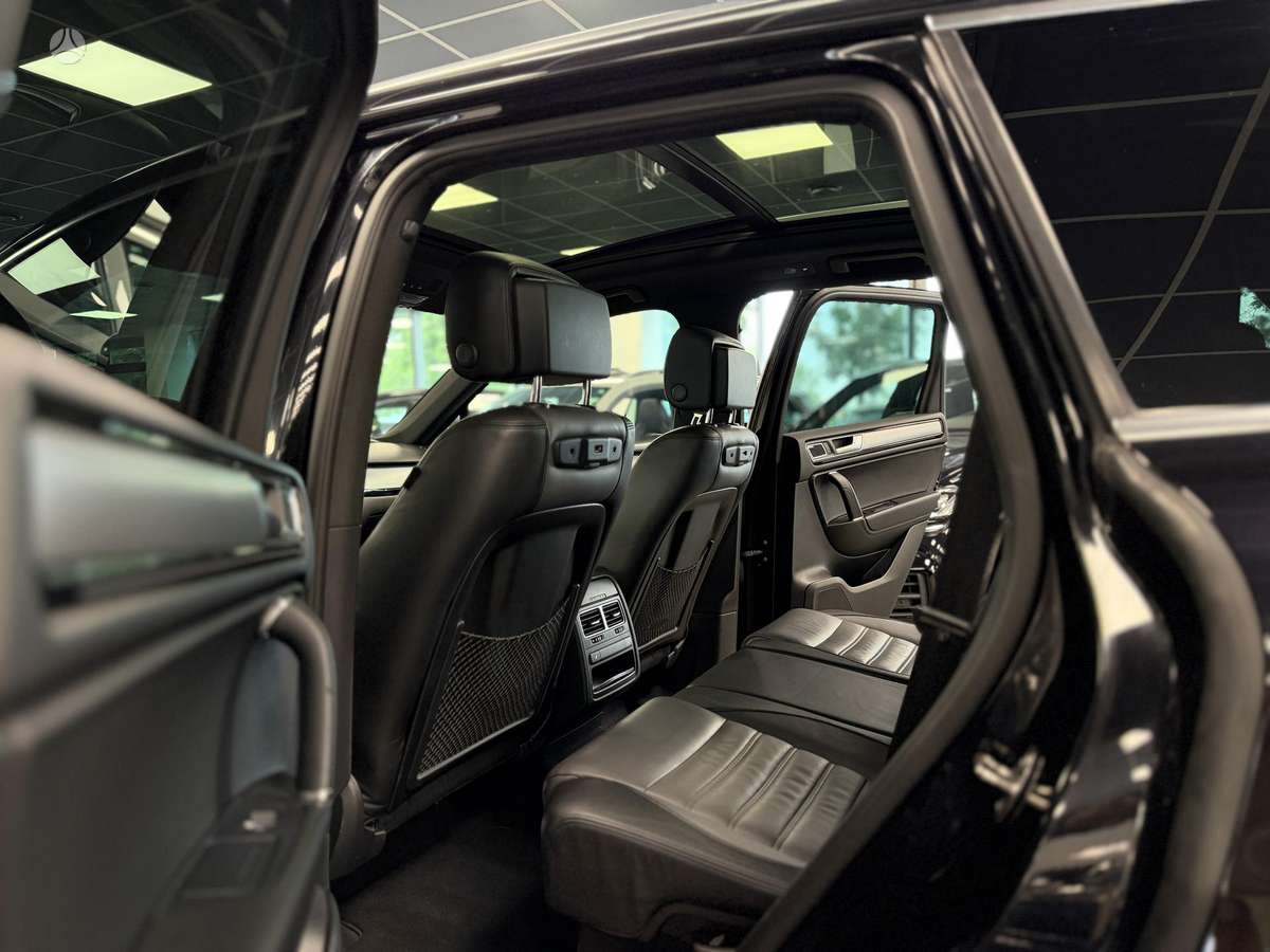 Volkswagen Touareg - 10