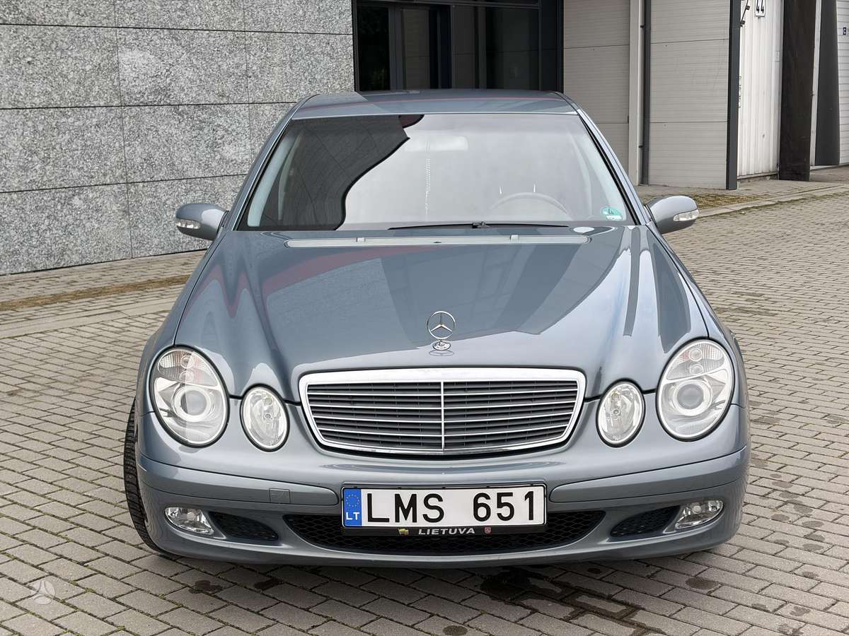 Mercedes-Benz E220, 2.2 l., Седан