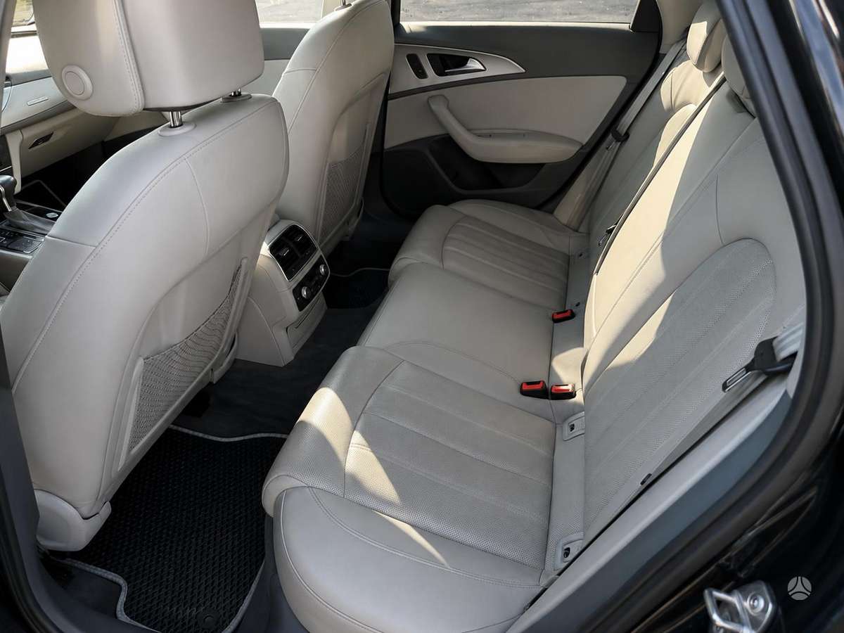 Audi A6, 3.0 l., wagon