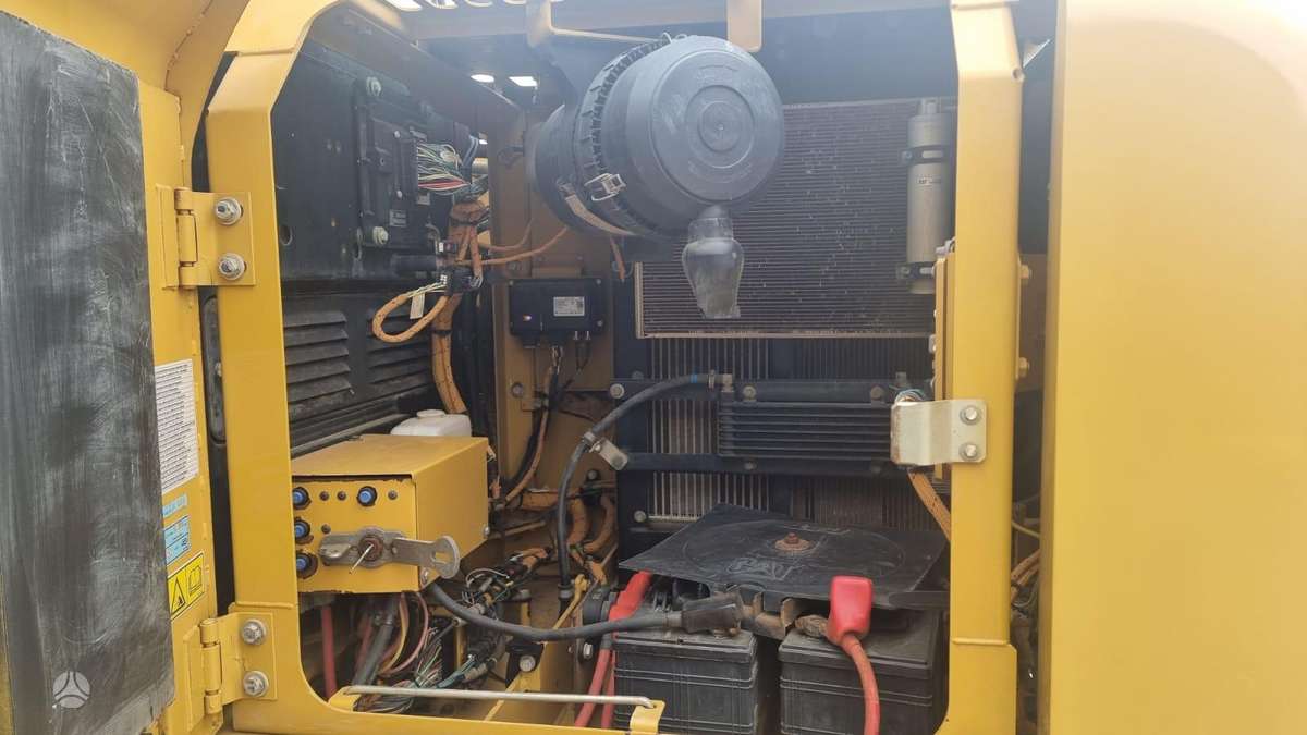 Caterpillar 313 FL, excavator