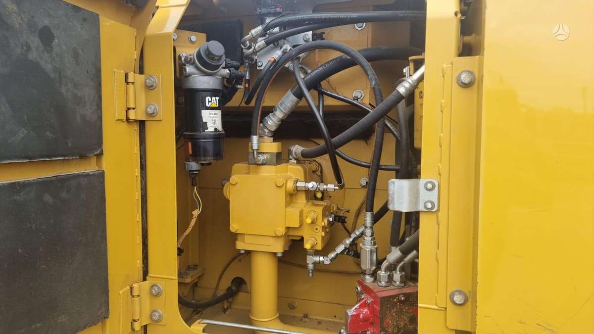 Caterpillar 313 FL, экскаваторы