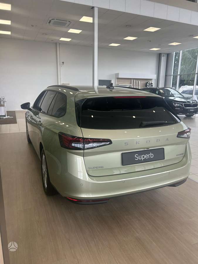 Skoda Superb, 1.5 l., Универсал