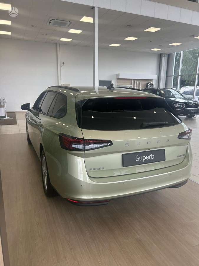 Škoda Superb - 5