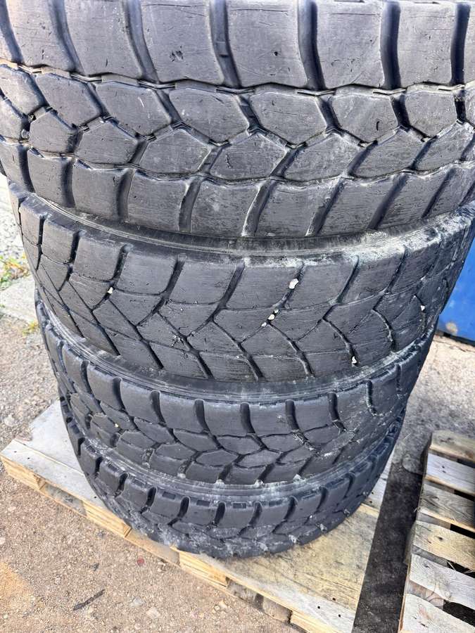 Bridgestone, всесезонные 315/80 R22,5