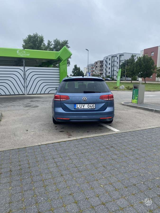 Volkswagen Passat, 1.6 l., Универсал