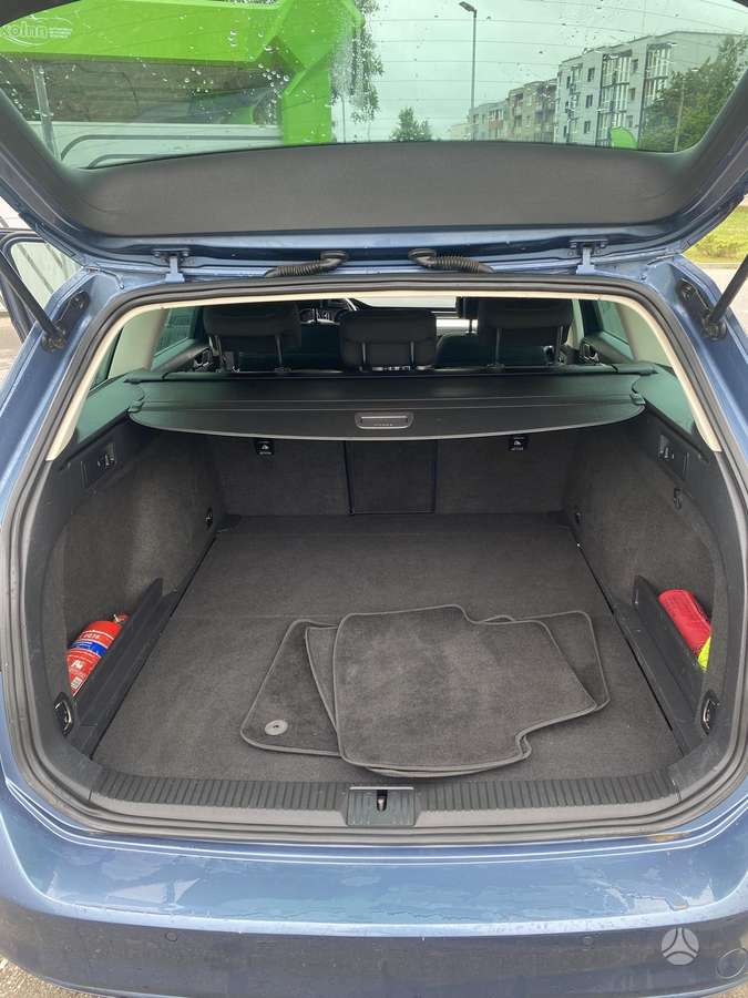 Volkswagen Passat - 10