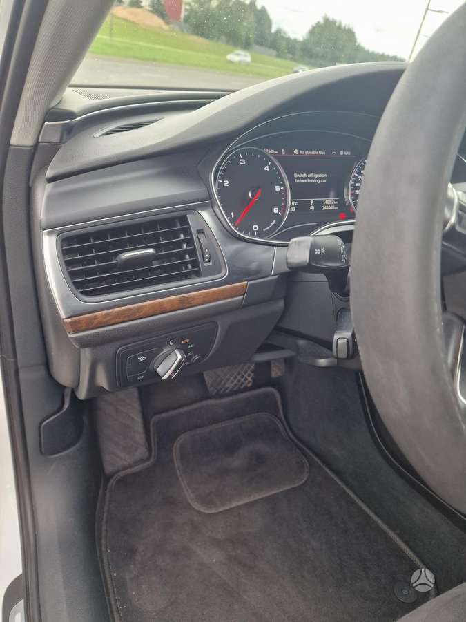 Audi A6, 3.0 l., Седан