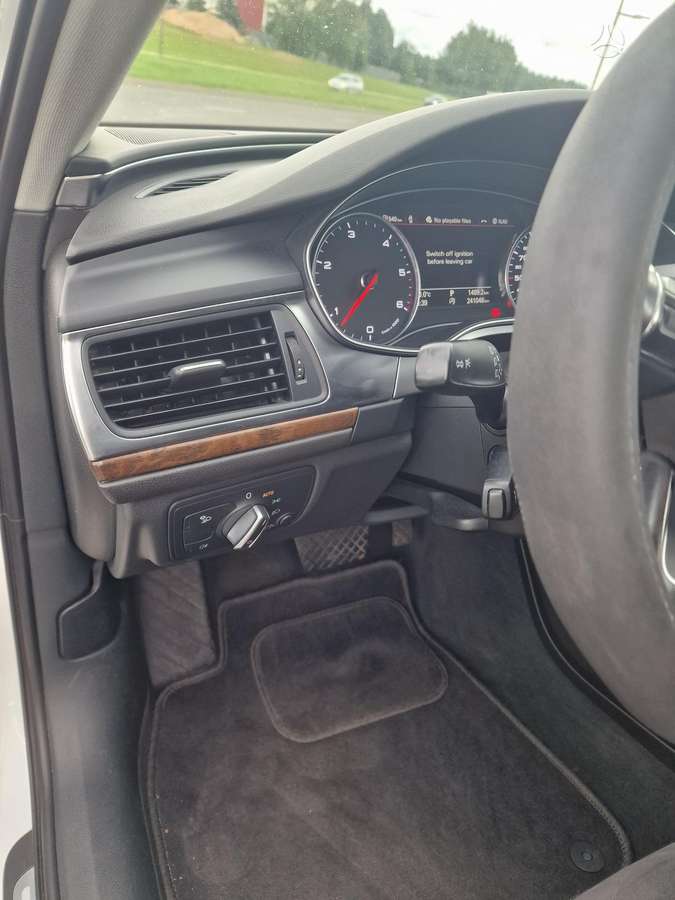 Audi A6, 3.0 l., sedanas