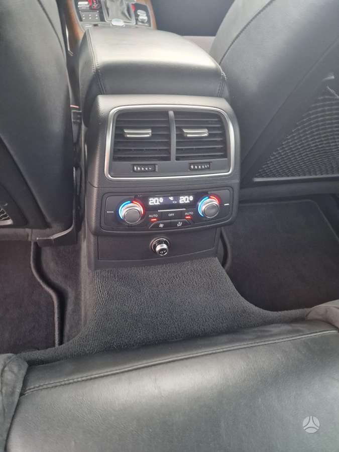 Audi A6, 3.0 l., sedanas