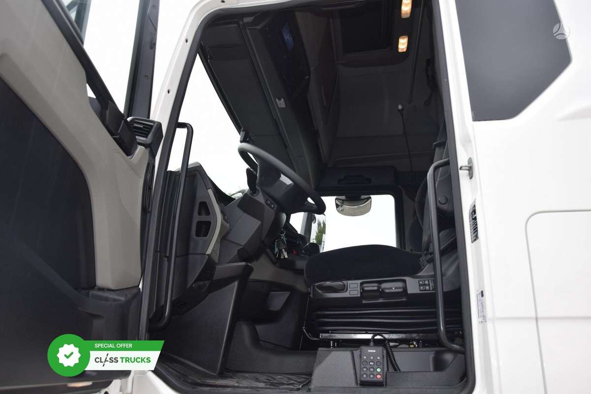 MAN TGX 18.470 GX, double sleeper
