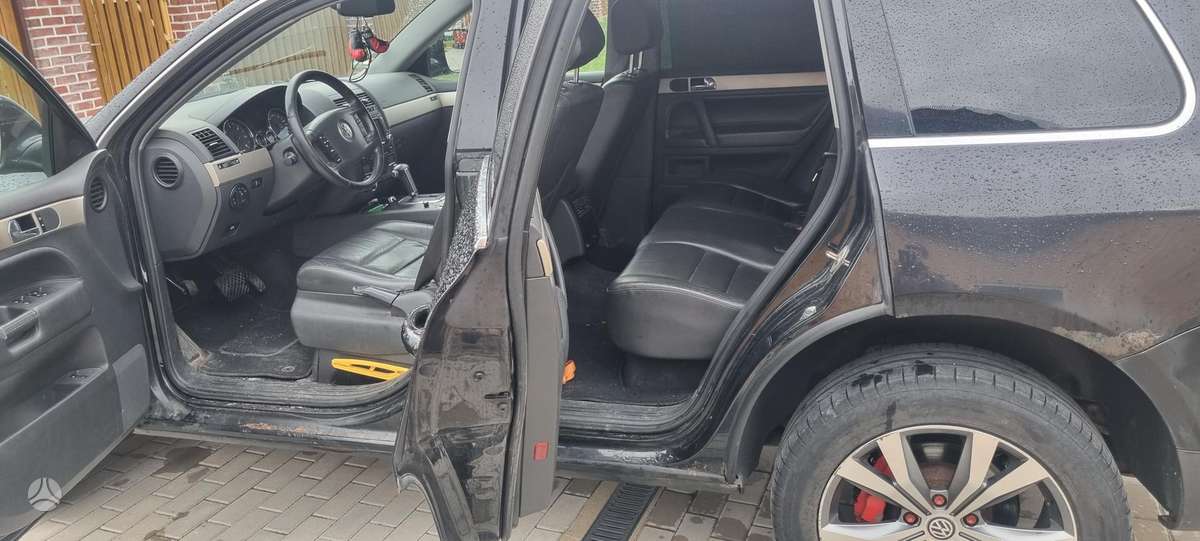 Volkswagen Touareg - 7