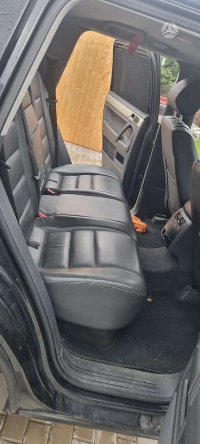 Volkswagen Touareg - 9