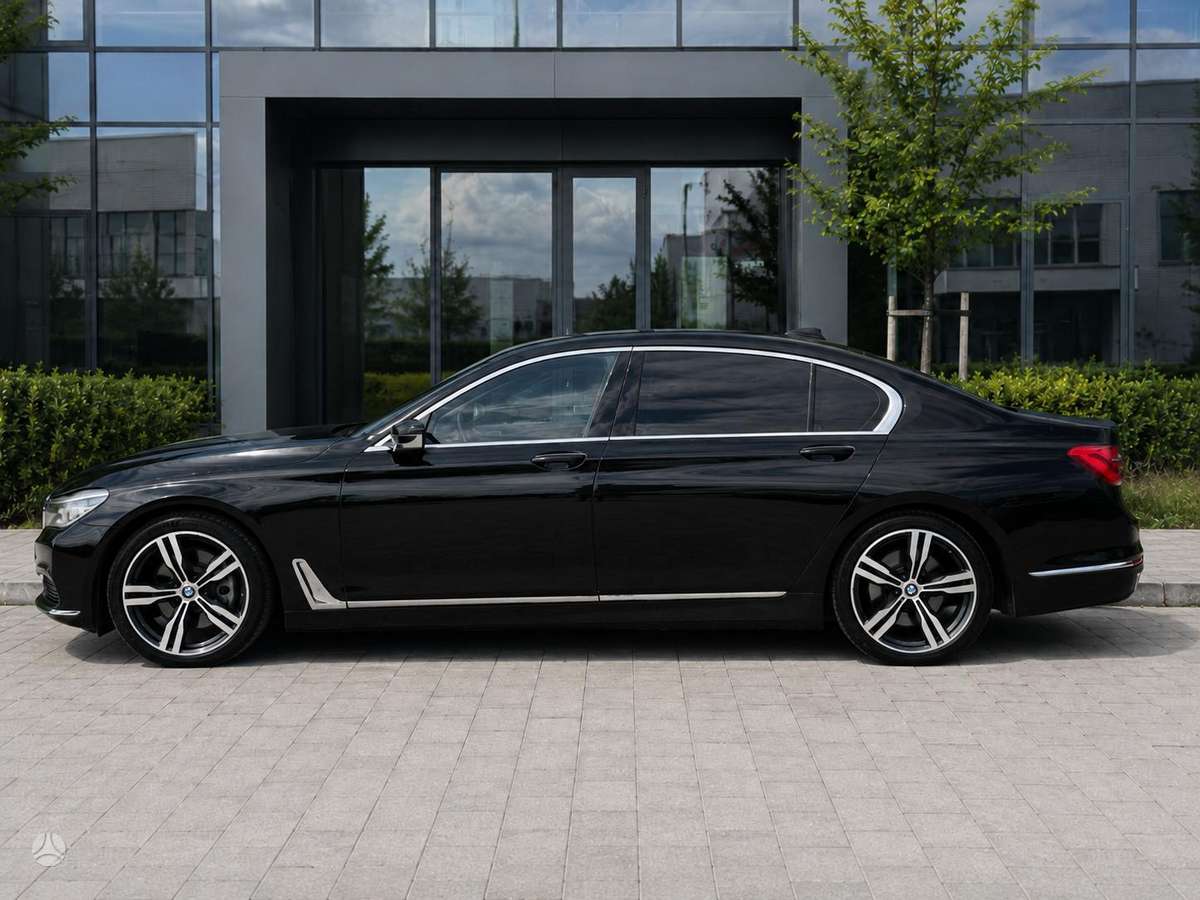 BMW 740, 3.0 l., Лимузин