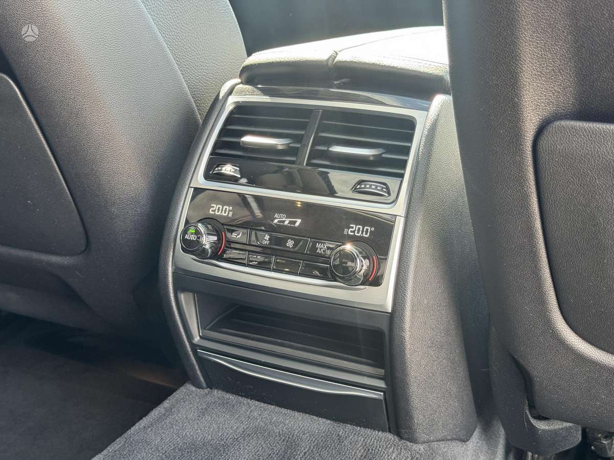 BMW 740, 3.0 l., Лимузин