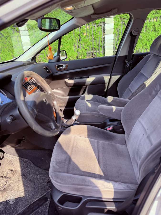 Peugeot 307, 2.0 l., hatchback