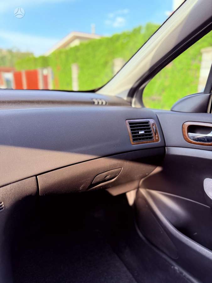 Peugeot 307, 2.0 l., hatchback