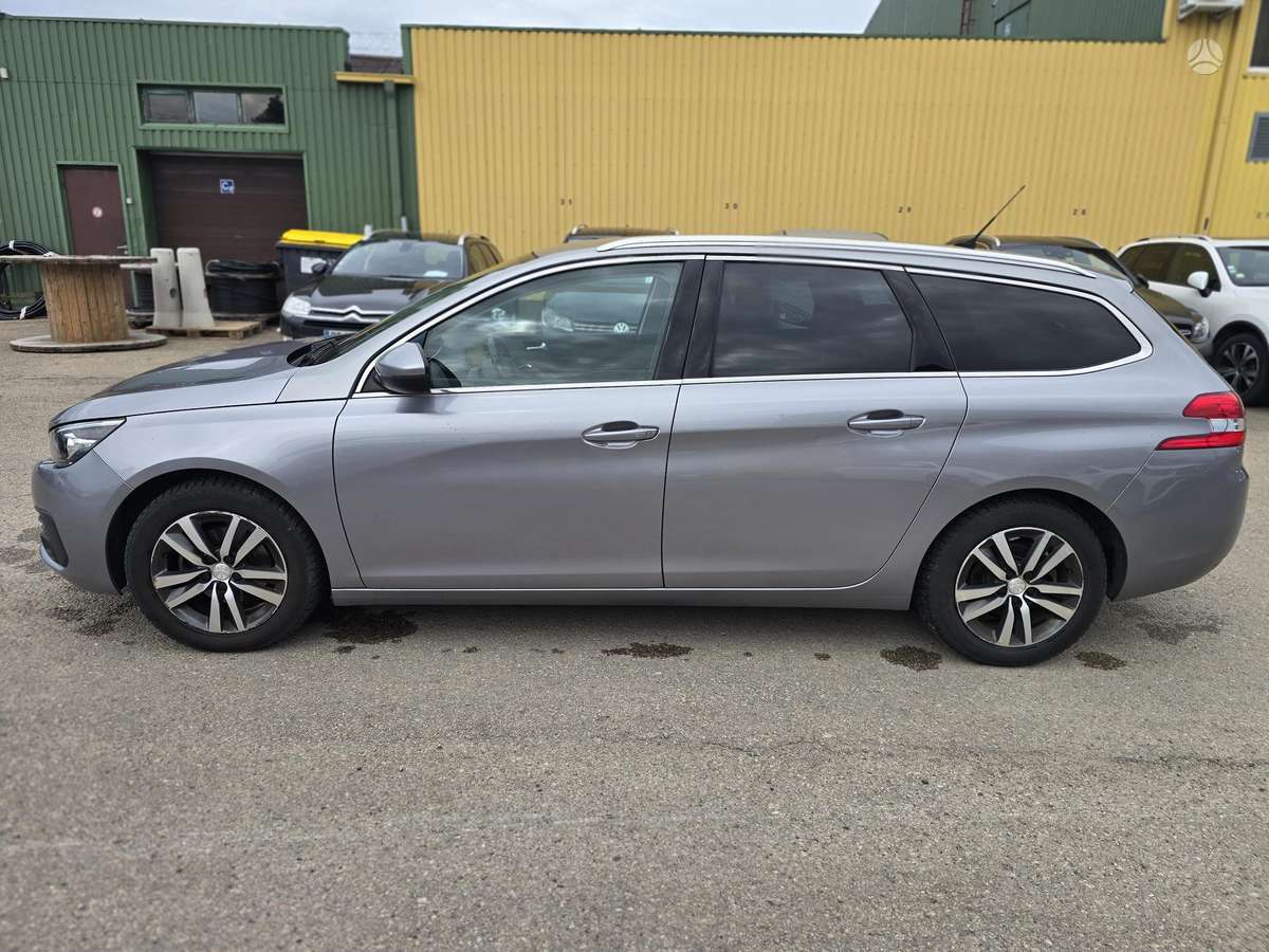 Peugeot 308 - 3