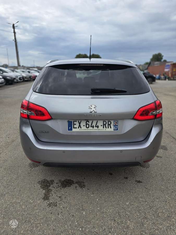 Peugeot 308 - 5
