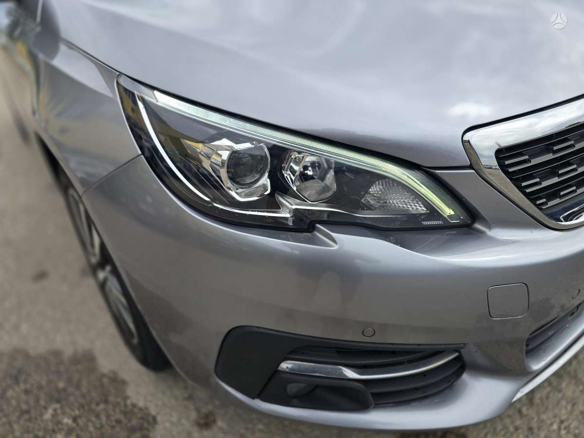 Peugeot 308 - 9