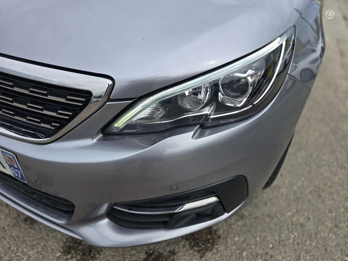 Peugeot 308 - 10
