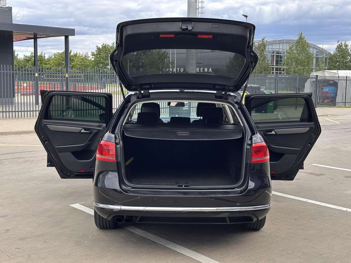 Volkswagen Passat, 2.0 l., Универсал