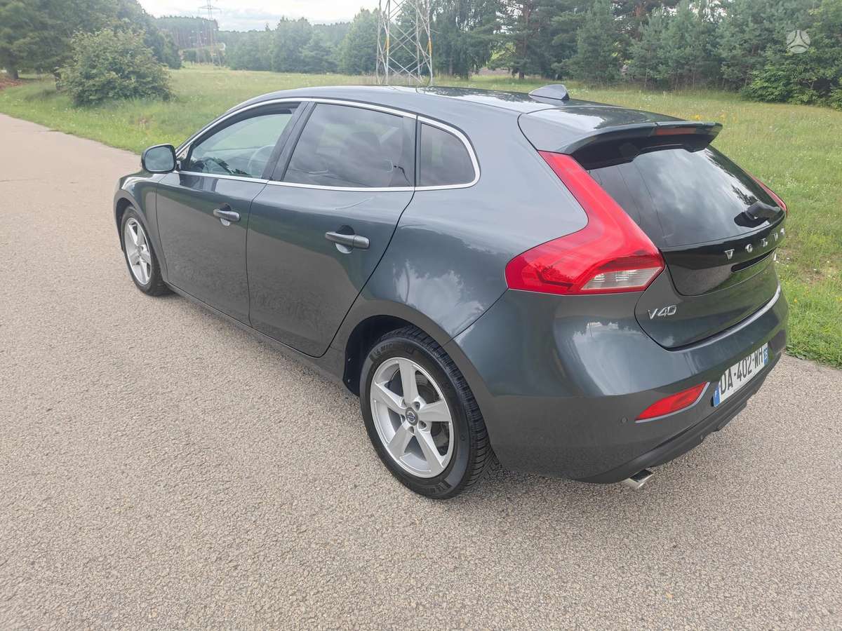 Volvo V40 - 5