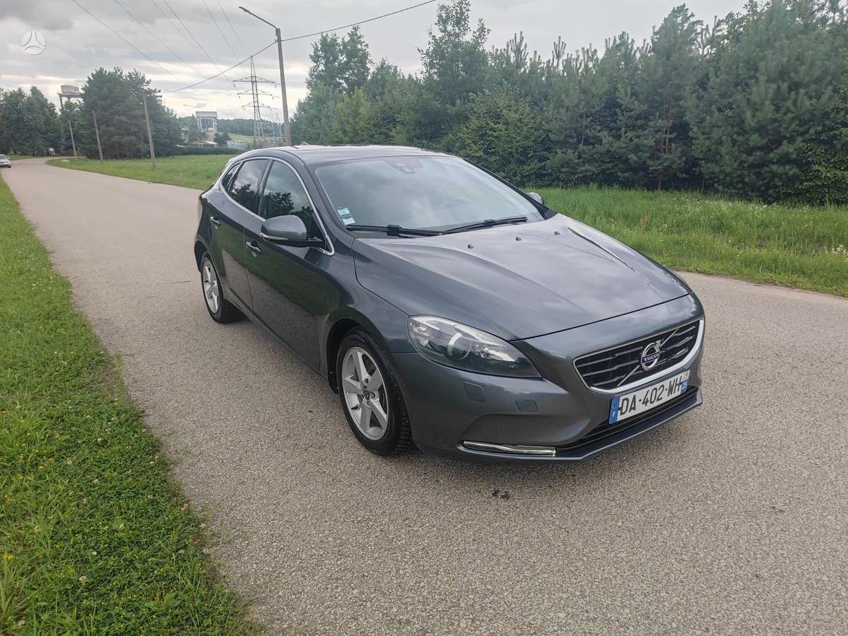 Volvo V40 - 9