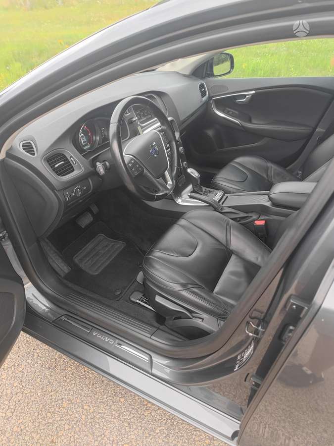 Volvo V40 - 12