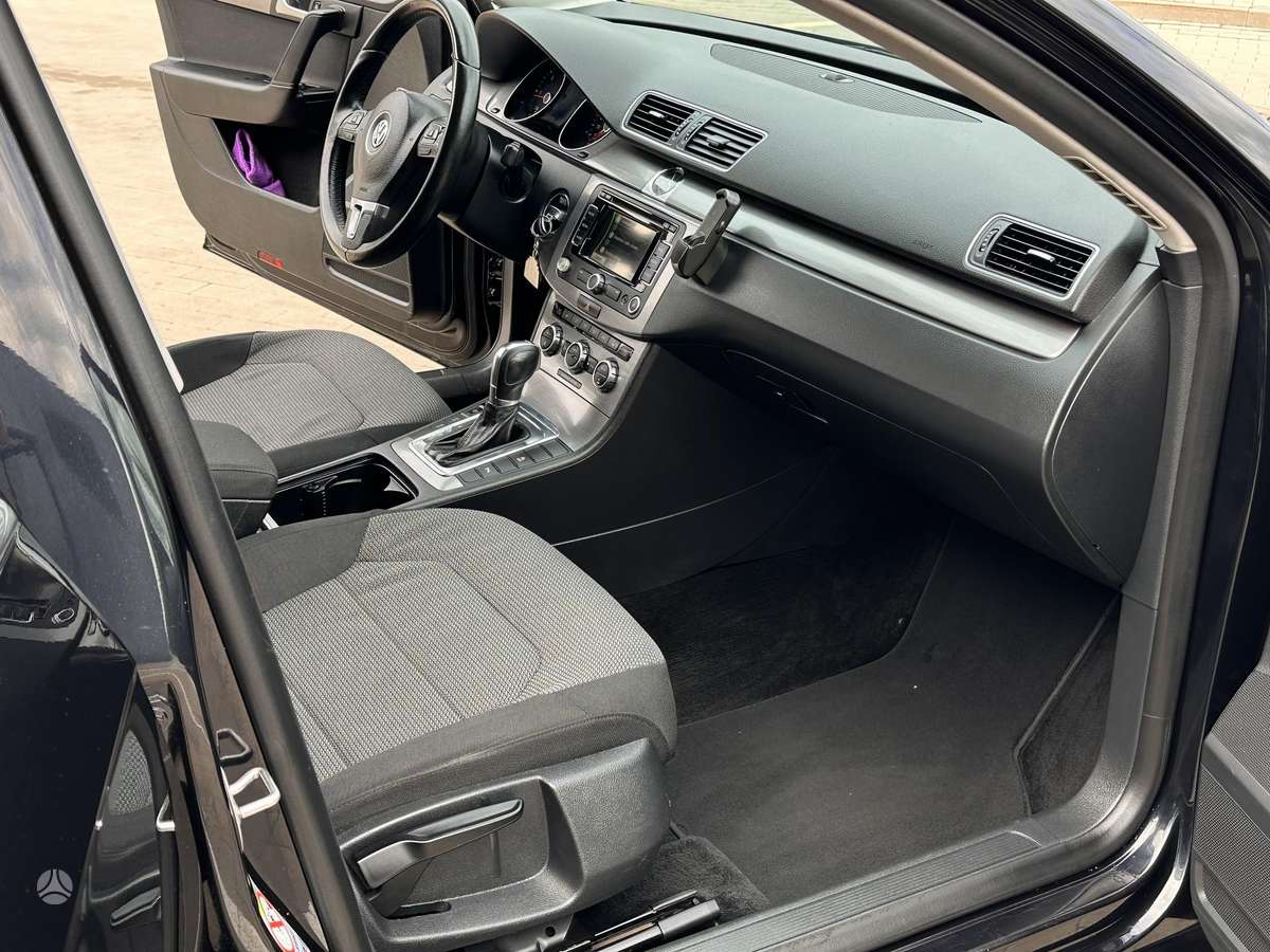 Volkswagen Passat, 2.0 l., Универсал