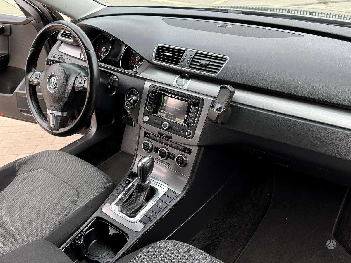 Volkswagen Passat, 2.0 l., Универсал