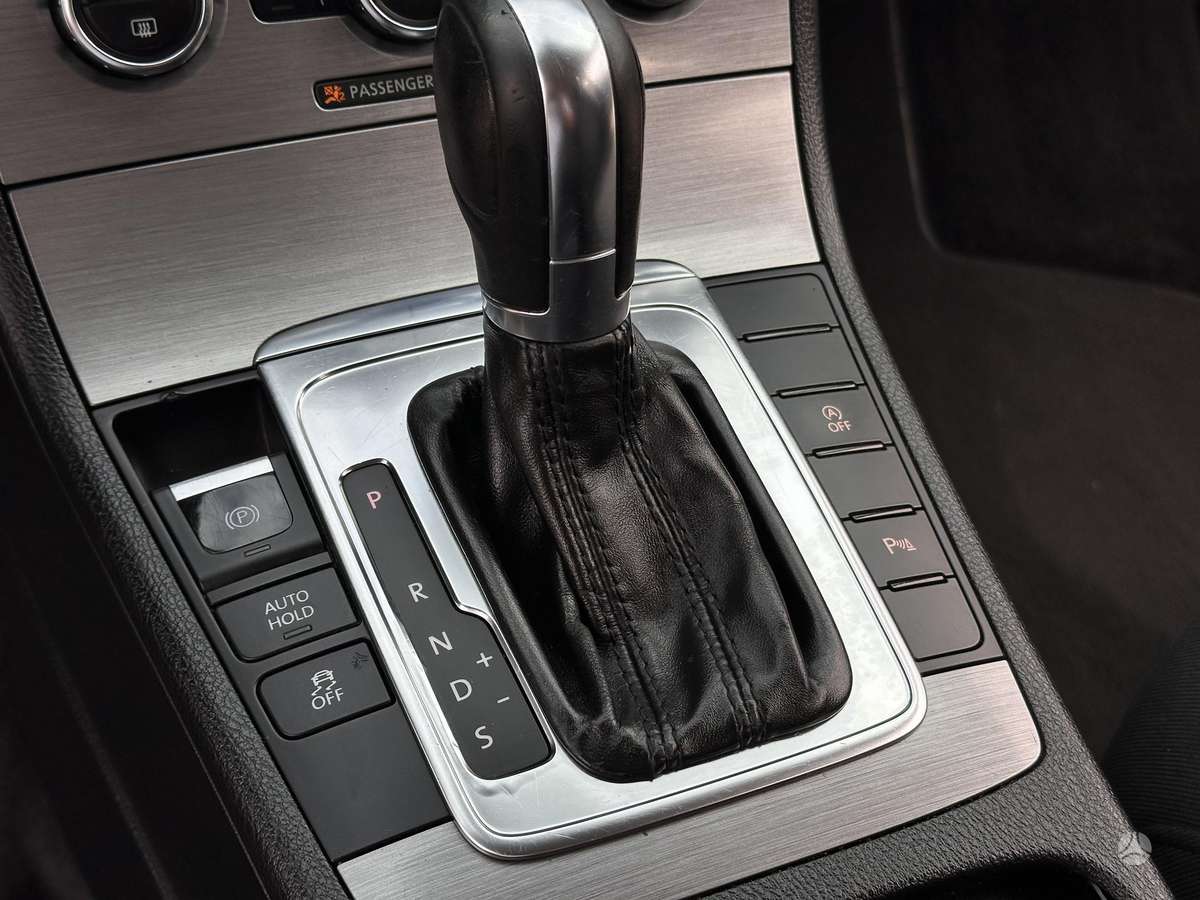 Volkswagen Passat, 2.0 l., Универсал