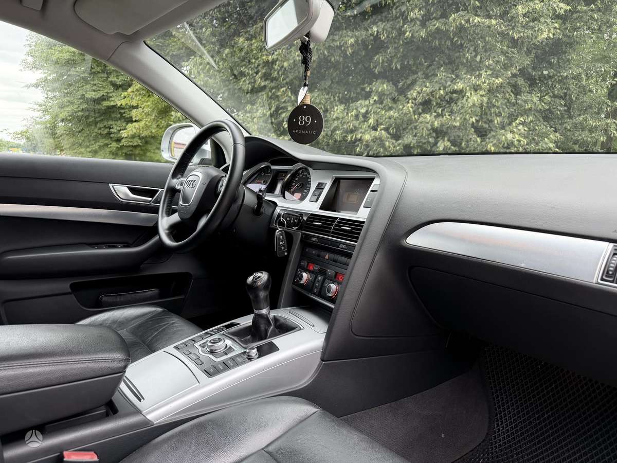 Audi A6, 2.0 l., universalas