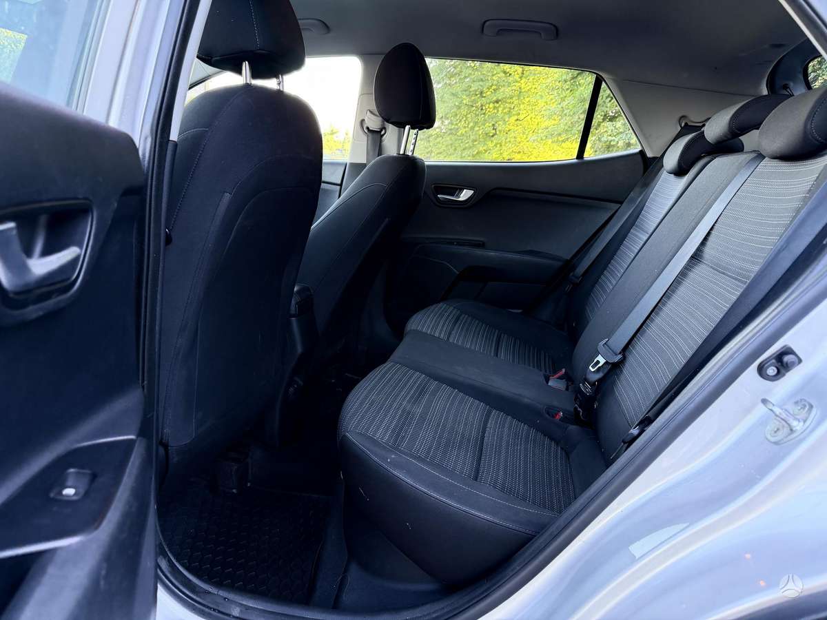 Kia Stonic, 1.0 l., hatchback