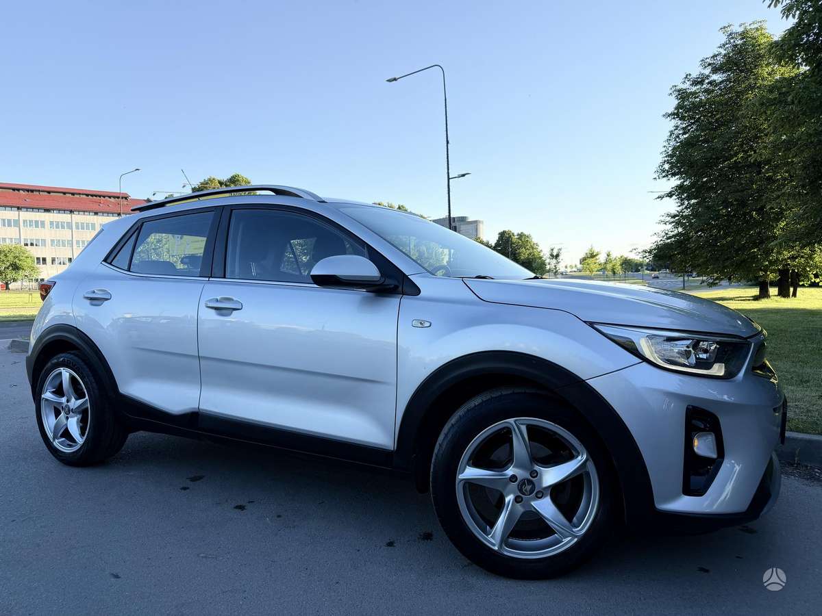 Kia Stonic, 1.0 l., Хэтчбек