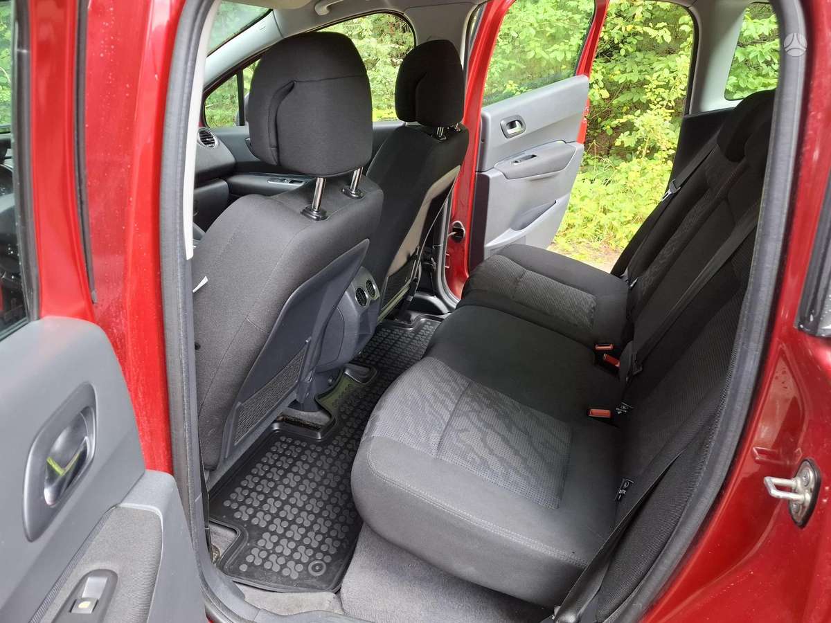 Peugeot 3008 - 10