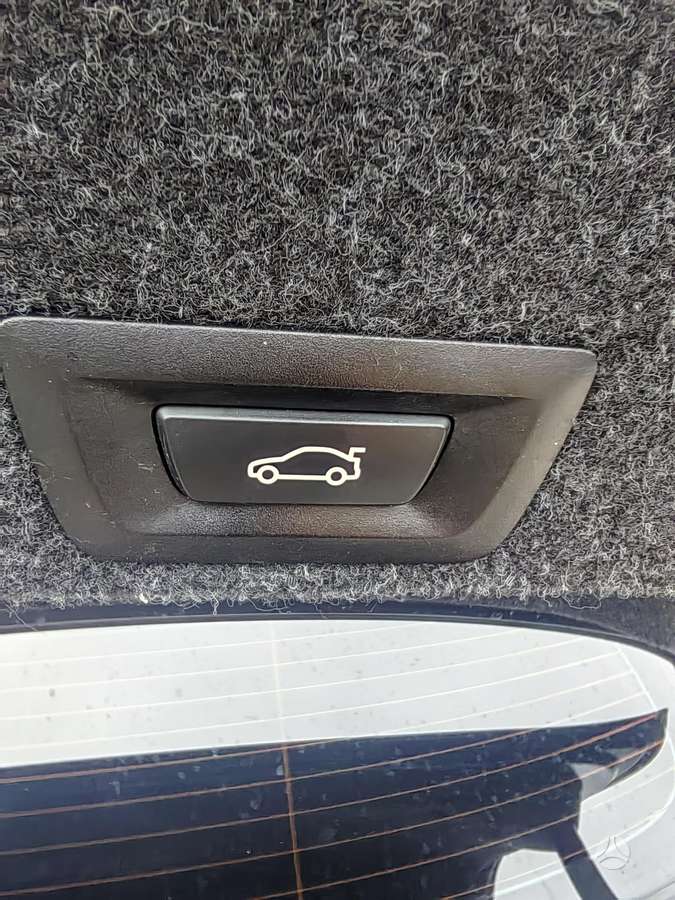 BMW 525, 3.0 l., Седан