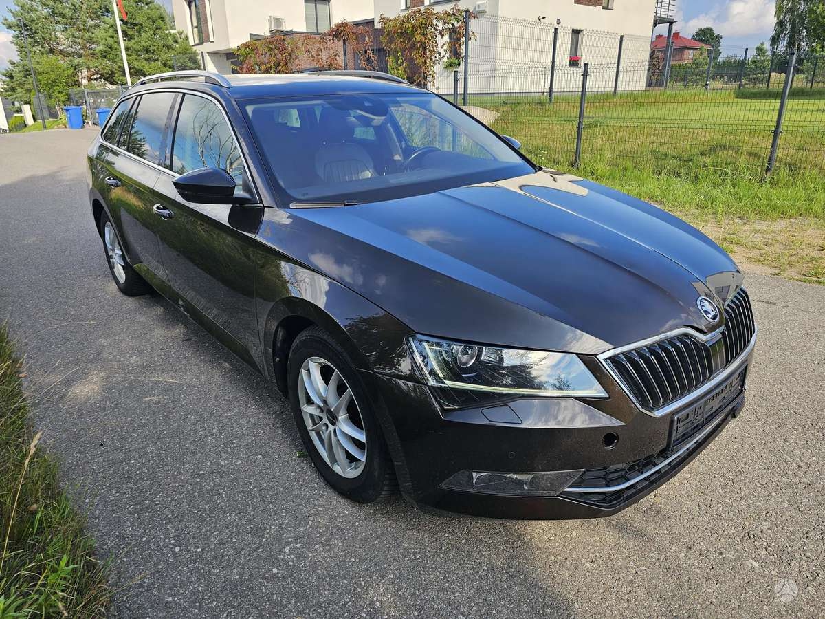 Skoda Superb, 2.0 l., Универсал